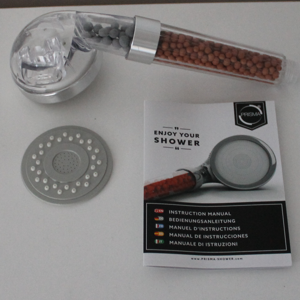 Package content of the shower head