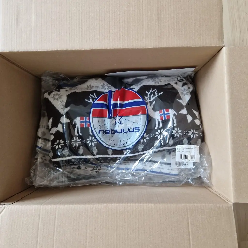 Strickpullover "Fria" Verpackung