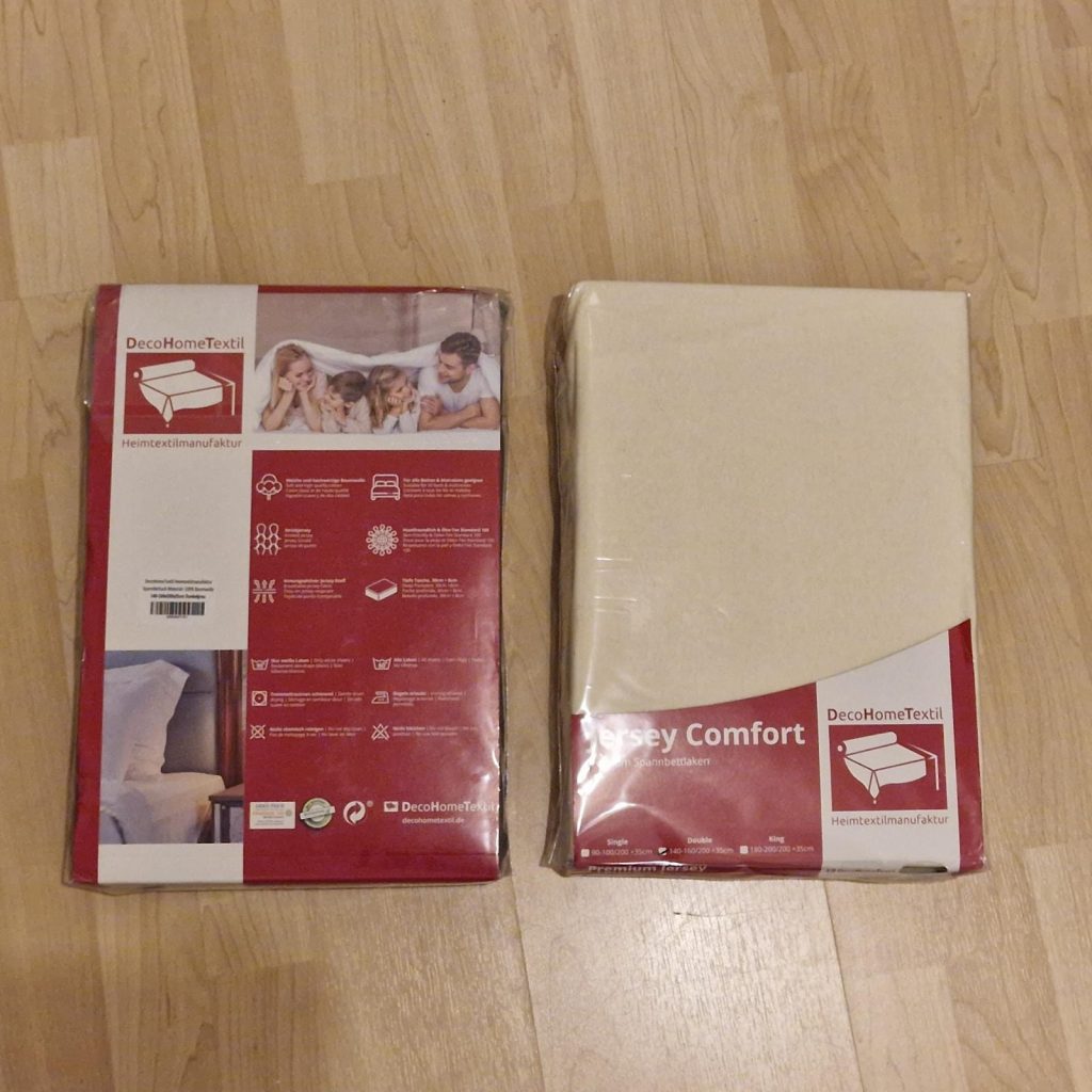 Fitted sheet packaging