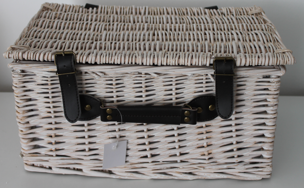 unpacked picnic basket