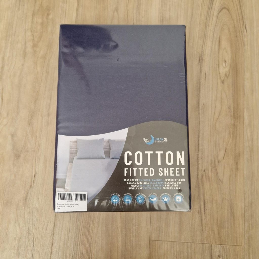 Embalaje de sábanas bajeras de algodón