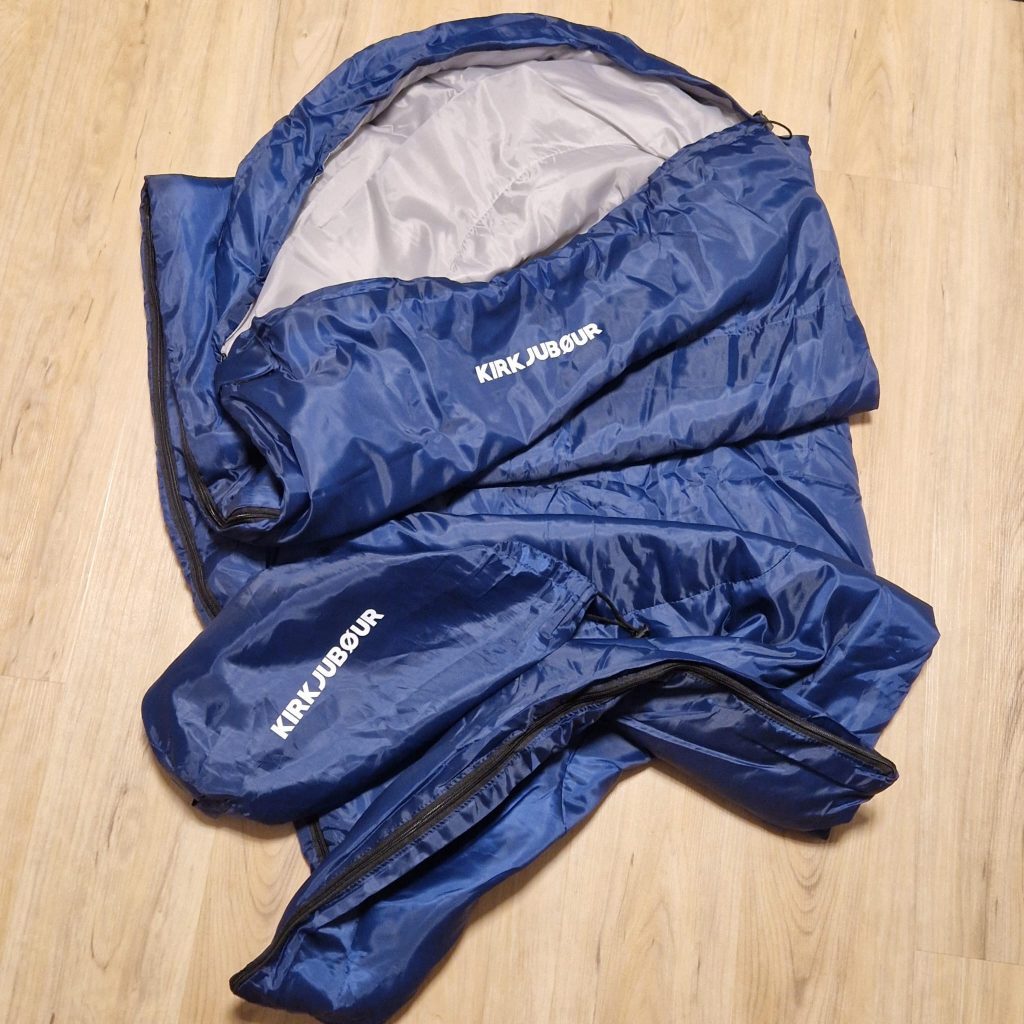 Outdoor sleeping bag “Søvn” unrolled