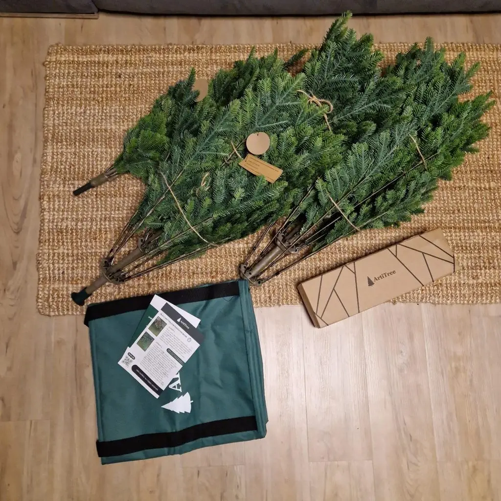 Künstlicher Weihnachtsbaum Unboxing