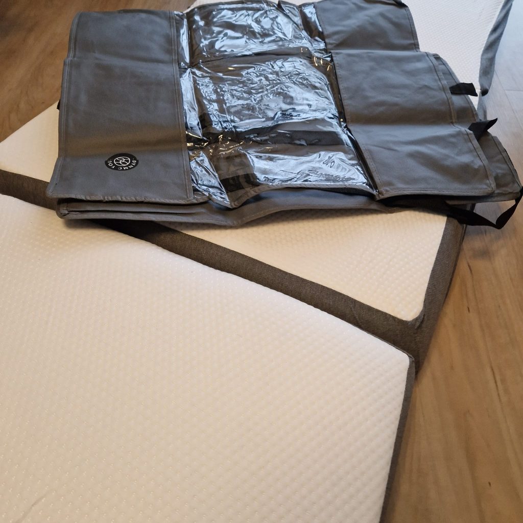 Folding mattress unboxing