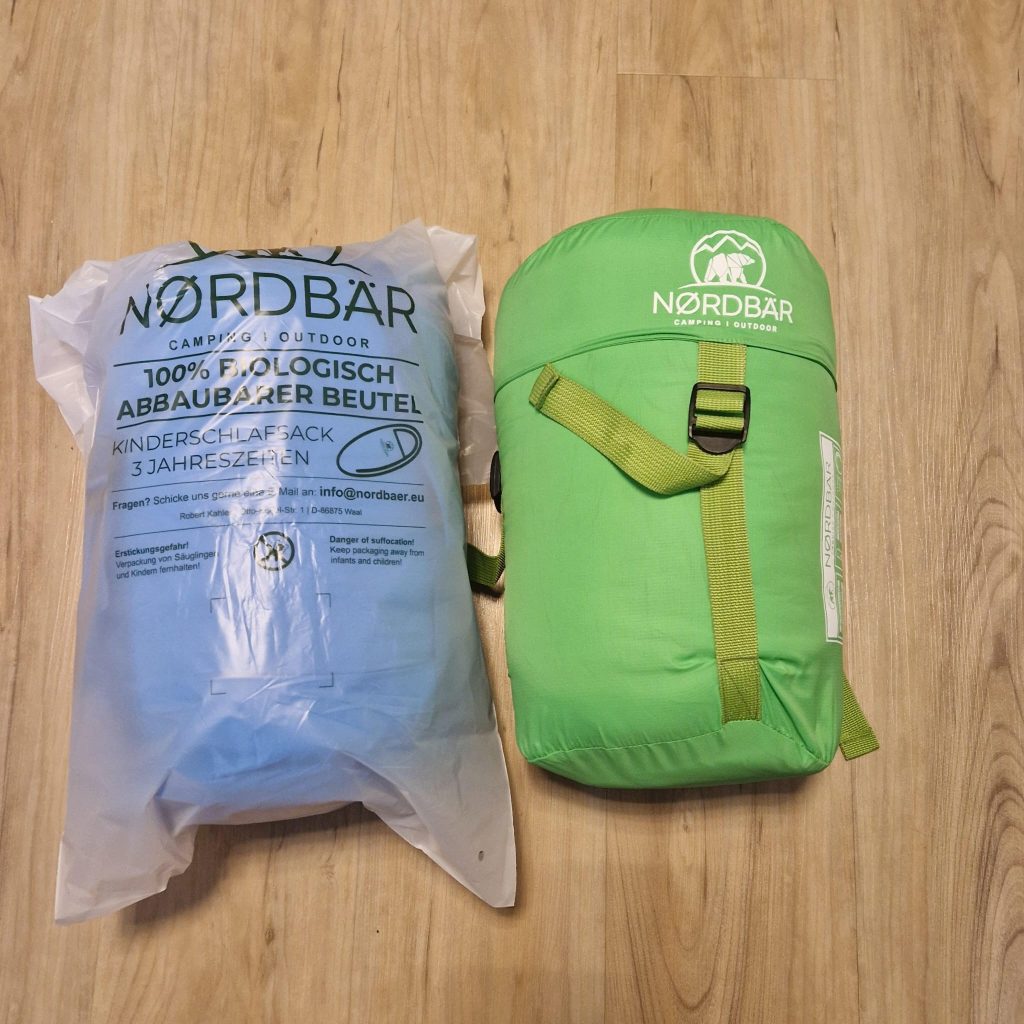 Children's sleeping bag packaging
