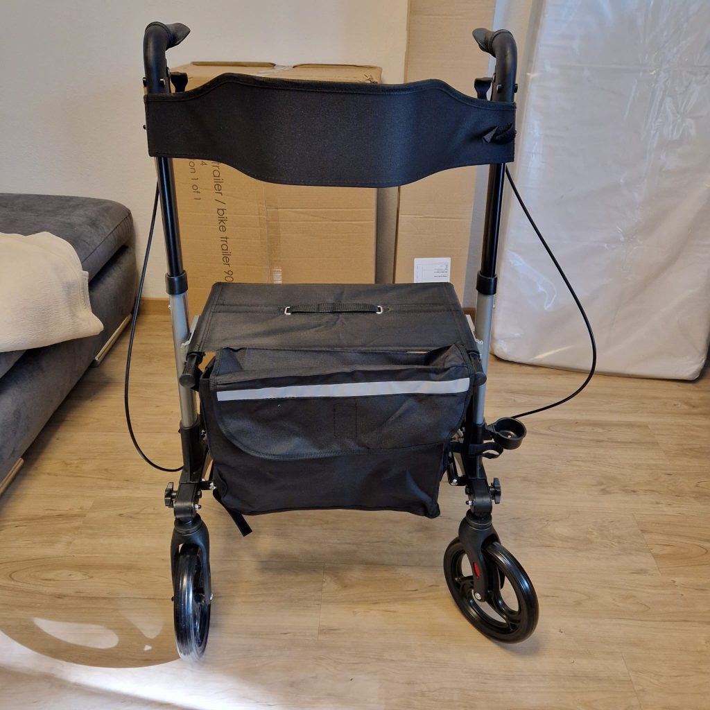 Aluminium Rollator Vital
Frontansicht