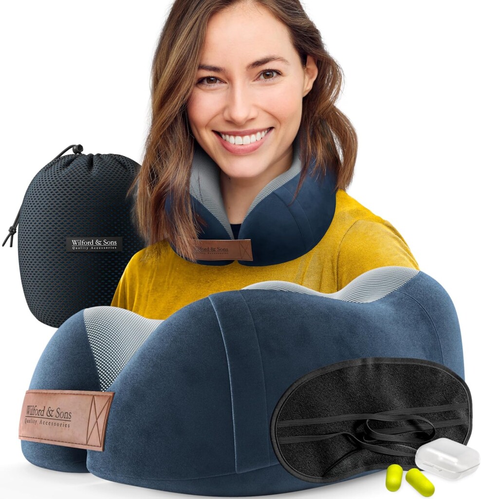 Neck pillow travel set by Wilford & Sons