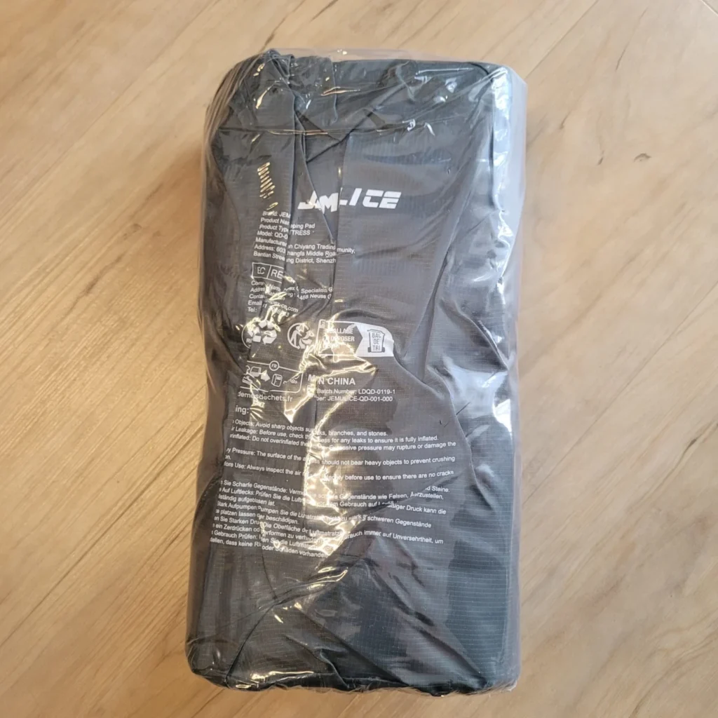 Selbstaufblasende IsomatteVerpackung